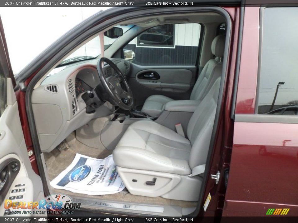 2007 Chevrolet TrailBlazer LT 4x4 Bordeaux Red Metallic / Light Gray Photo #28