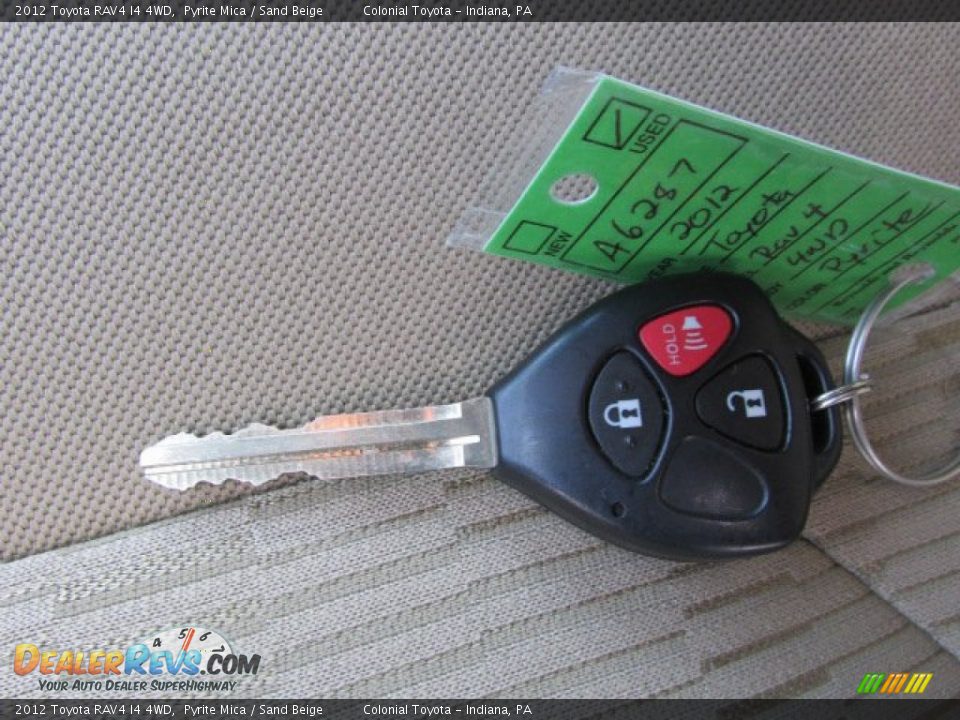 2012 Toyota RAV4 I4 4WD Pyrite Mica / Sand Beige Photo #17