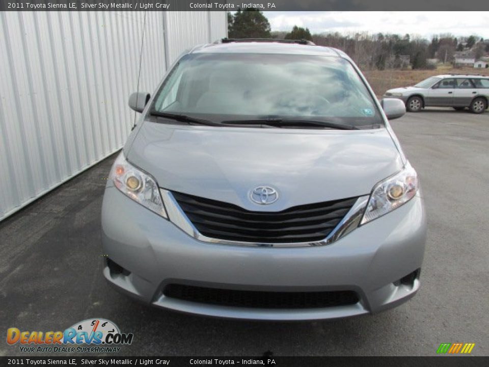 2011 Toyota Sienna LE Silver Sky Metallic / Light Gray Photo #3