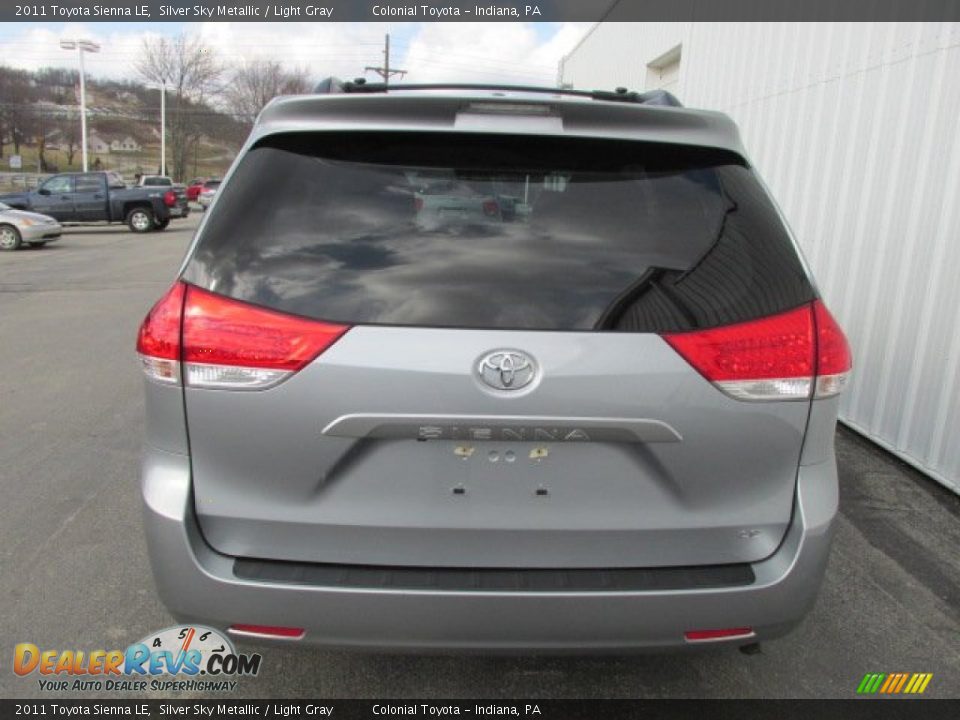 2011 Toyota Sienna LE Silver Sky Metallic / Light Gray Photo #6