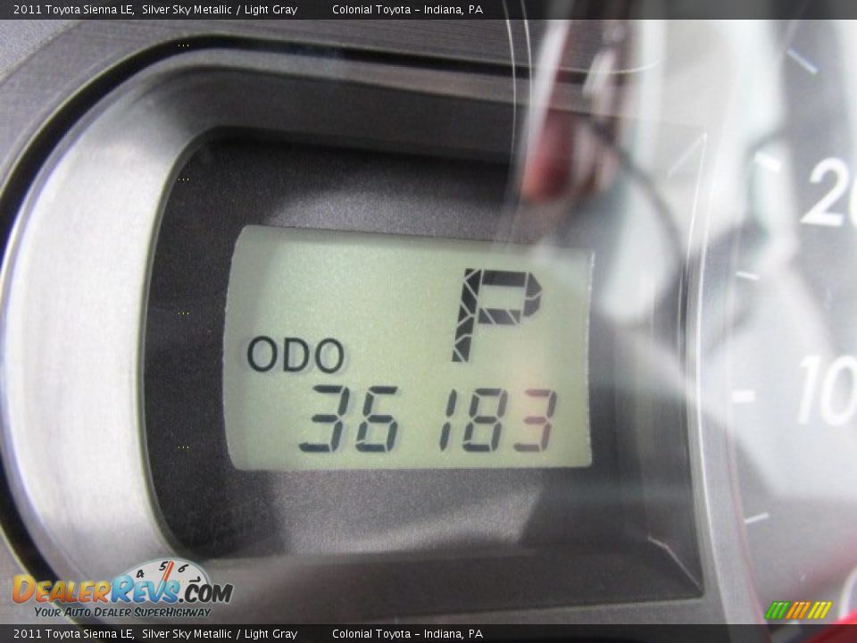 2011 Toyota Sienna LE Silver Sky Metallic / Light Gray Photo #20
