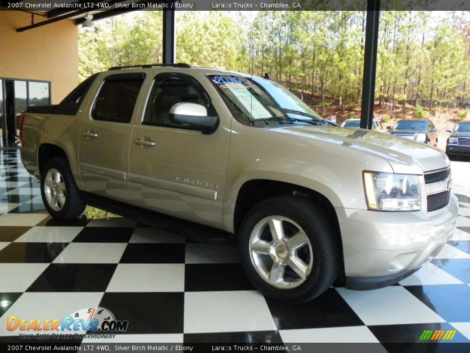 2007 Chevrolet Avalanche LTZ 4WD Silver Birch Metallic / Ebony Photo #1