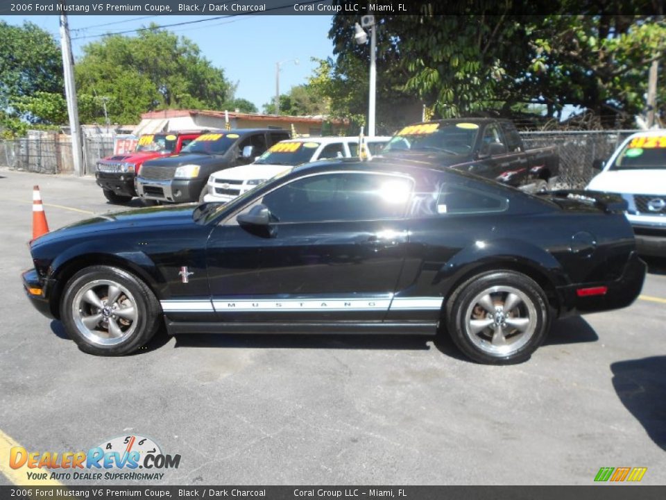 2006 Ford Mustang V6 Premium Coupe Black / Dark Charcoal Photo #4