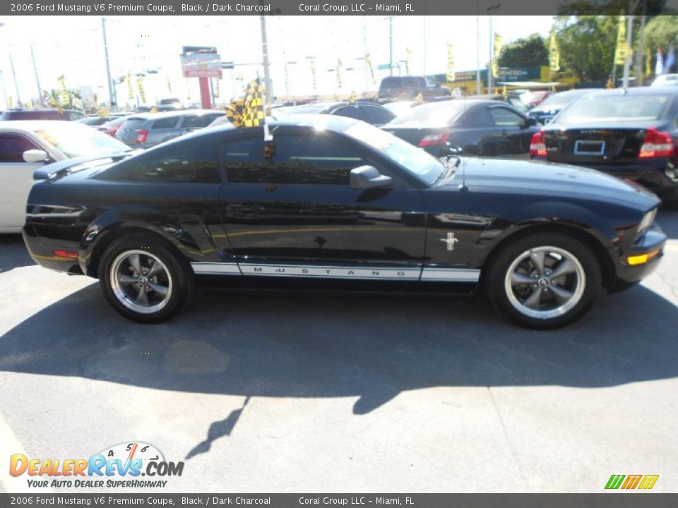 2006 Ford Mustang V6 Premium Coupe Black / Dark Charcoal Photo #8
