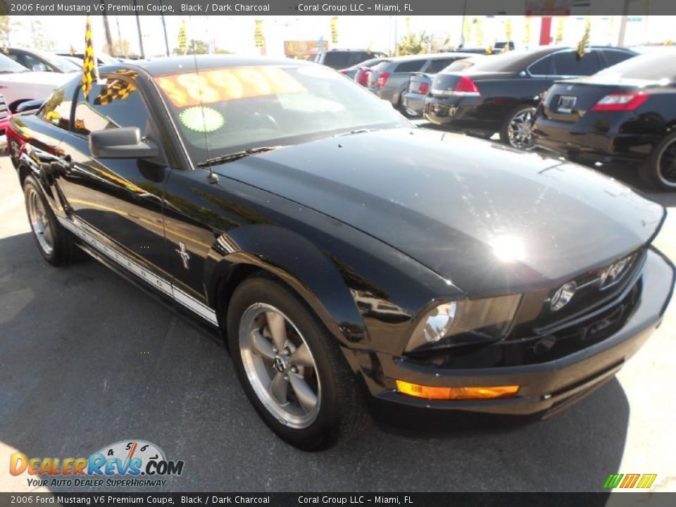 2006 Ford Mustang V6 Premium Coupe Black / Dark Charcoal Photo #9