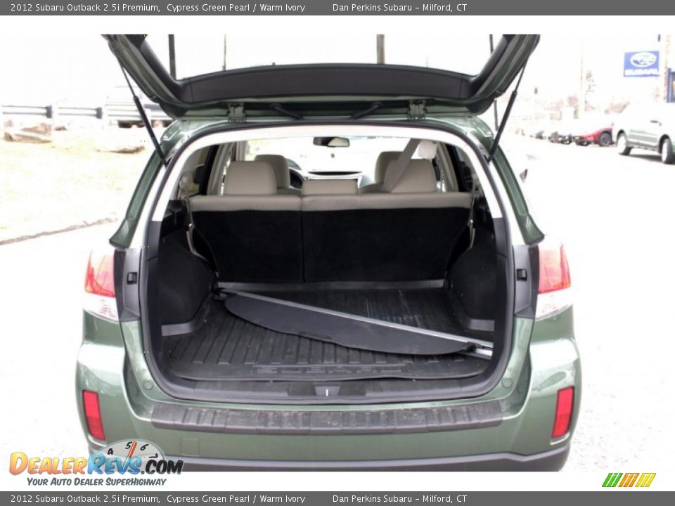 2012 Subaru Outback 2.5i Premium Cypress Green Pearl / Warm Ivory Photo #8