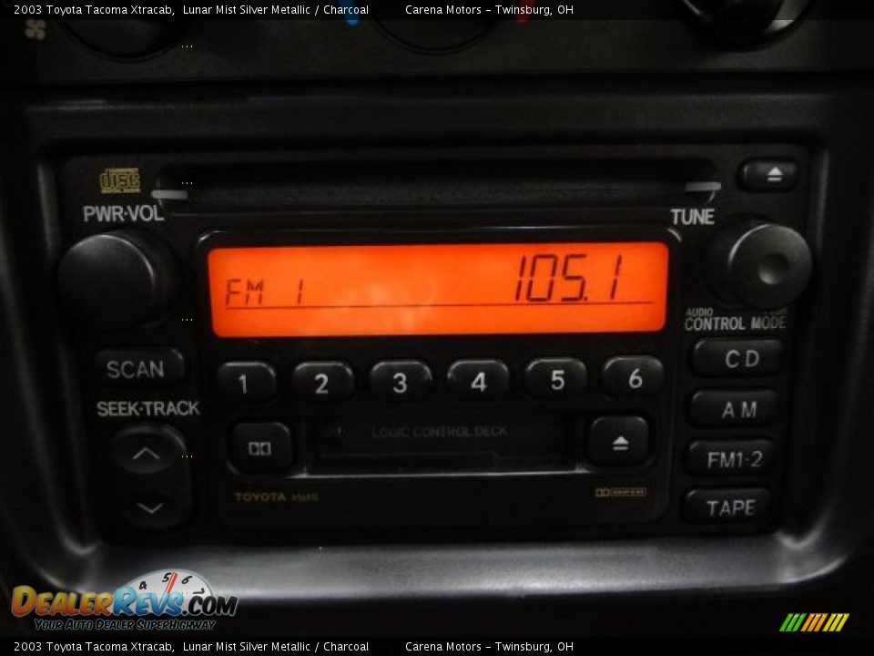 2003 Toyota Tacoma Xtracab Lunar Mist Silver Metallic / Charcoal Photo #16