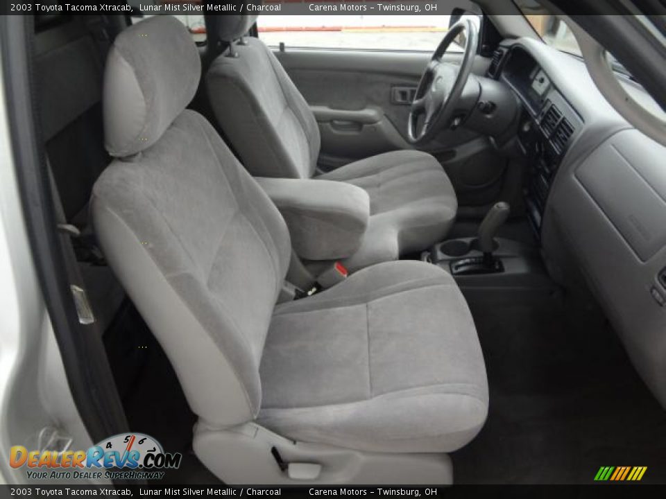 2003 Toyota Tacoma Xtracab Lunar Mist Silver Metallic / Charcoal Photo #19