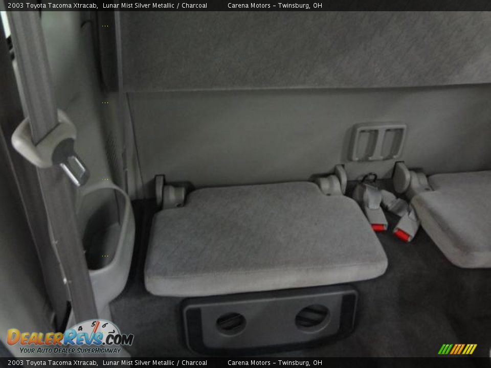 2003 Toyota Tacoma Xtracab Lunar Mist Silver Metallic / Charcoal Photo #20