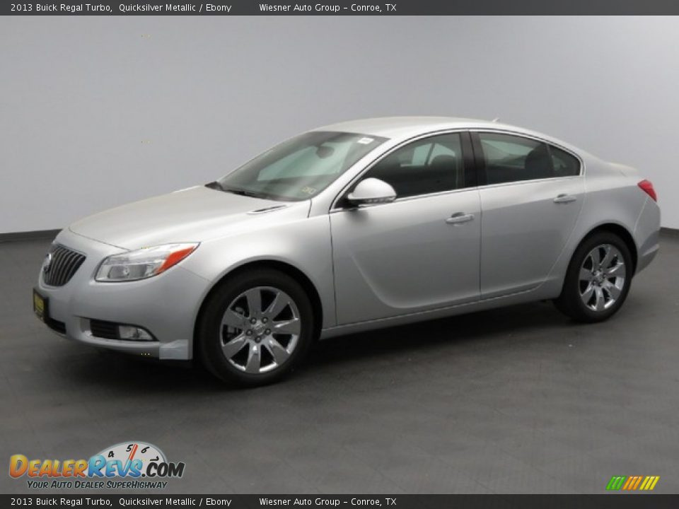 Front 3/4 View of 2013 Buick Regal Turbo Photo #1