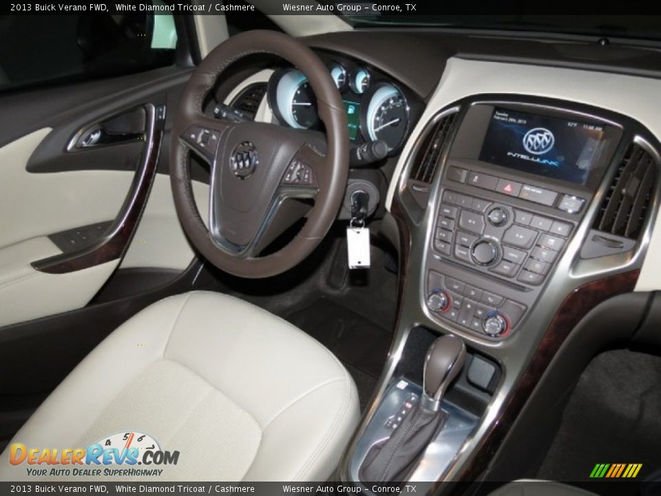 2013 Buick Verano FWD White Diamond Tricoat / Cashmere Photo #6