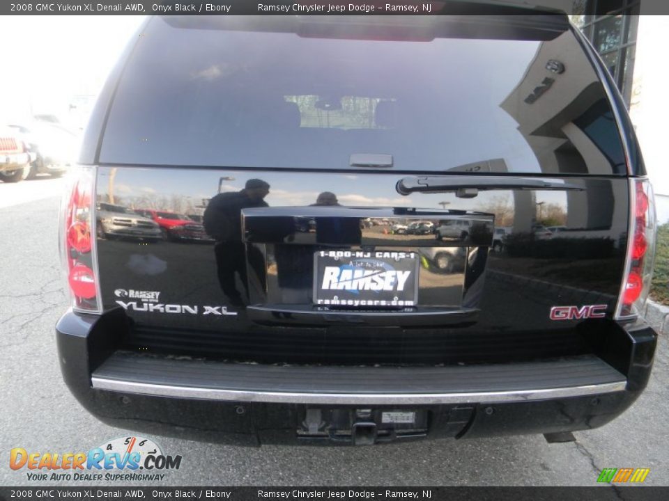 2008 GMC Yukon XL Denali AWD Onyx Black / Ebony Photo #3