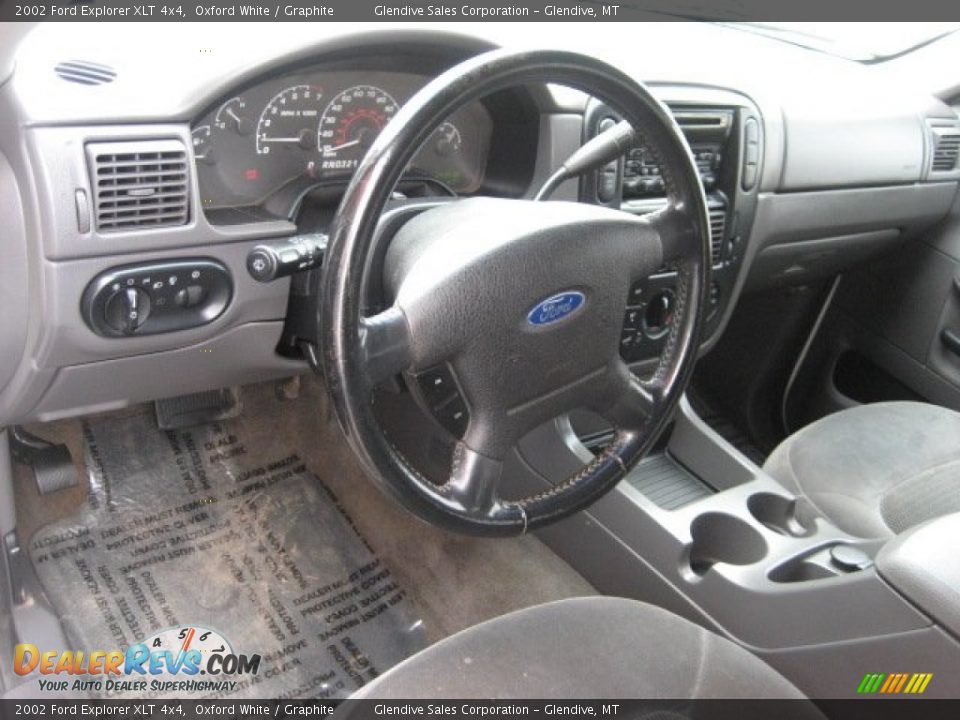 2002 Ford Explorer XLT 4x4 Oxford White / Graphite Photo #7