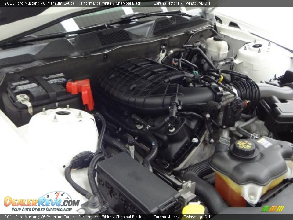 2011 Ford Mustang V6 Premium Coupe Performance White / Charcoal Black Photo #17
