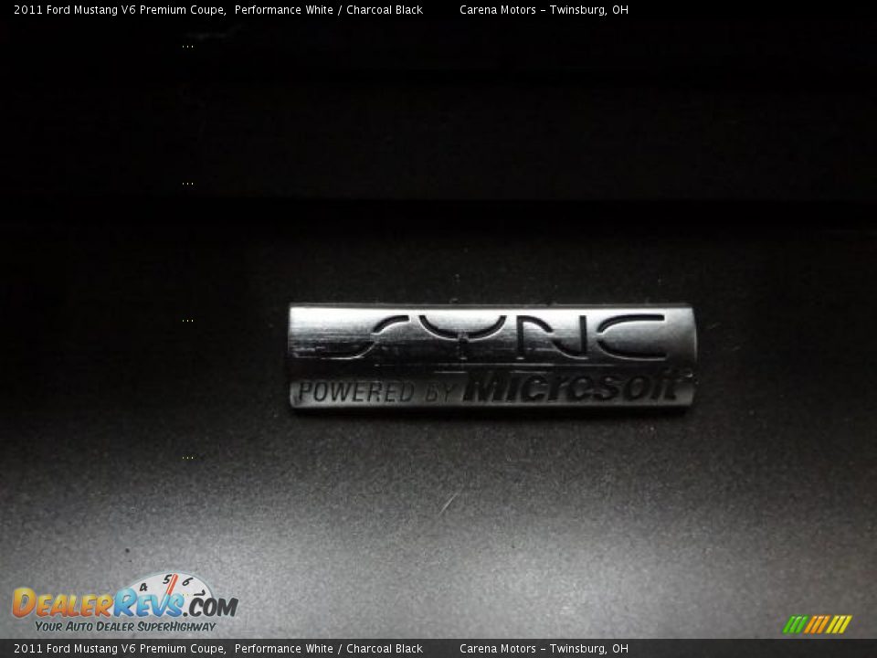 2011 Ford Mustang V6 Premium Coupe Performance White / Charcoal Black Photo #27