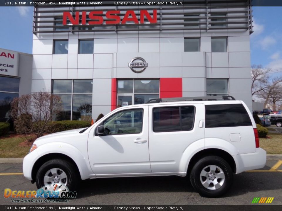 2013 Nissan Pathfinder S 4x4 Moonlight White / Almond Photo #2