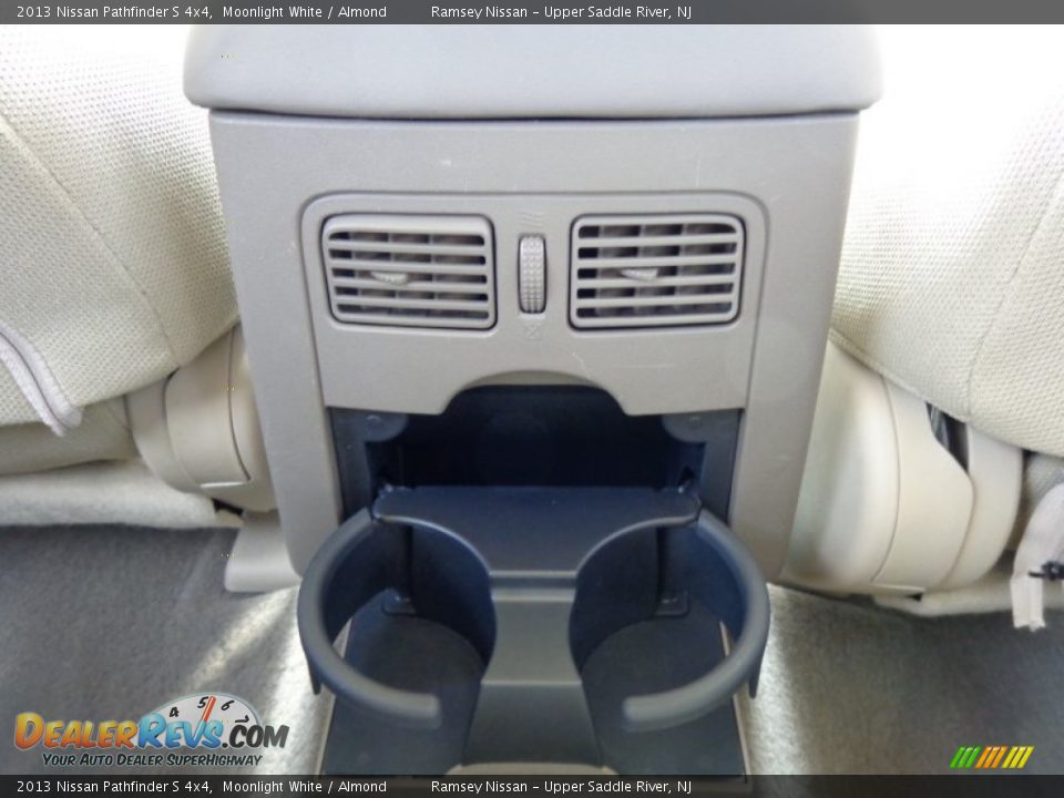 2013 Nissan Pathfinder S 4x4 Moonlight White / Almond Photo #9