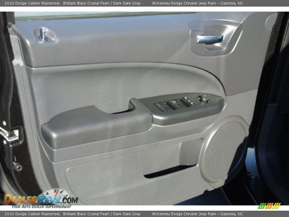 2010 Dodge Caliber Mainstreet Brilliant Black Crystal Pearl / Dark Slate Gray Photo #9