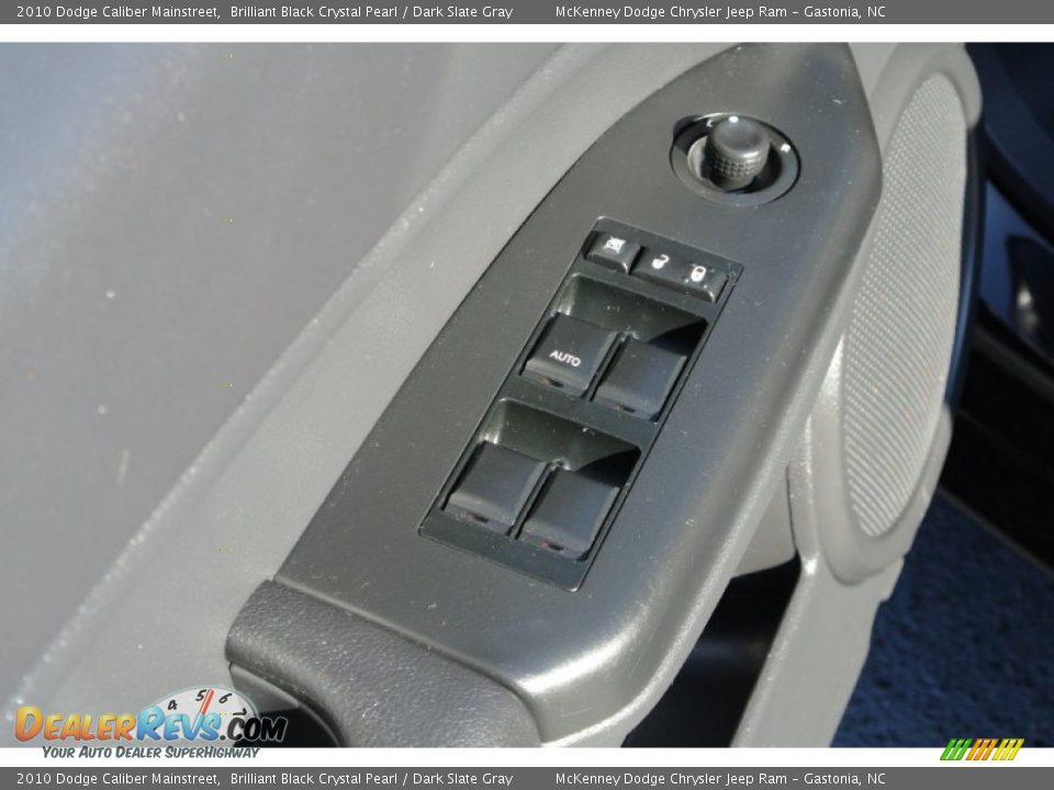 2010 Dodge Caliber Mainstreet Brilliant Black Crystal Pearl / Dark Slate Gray Photo #20