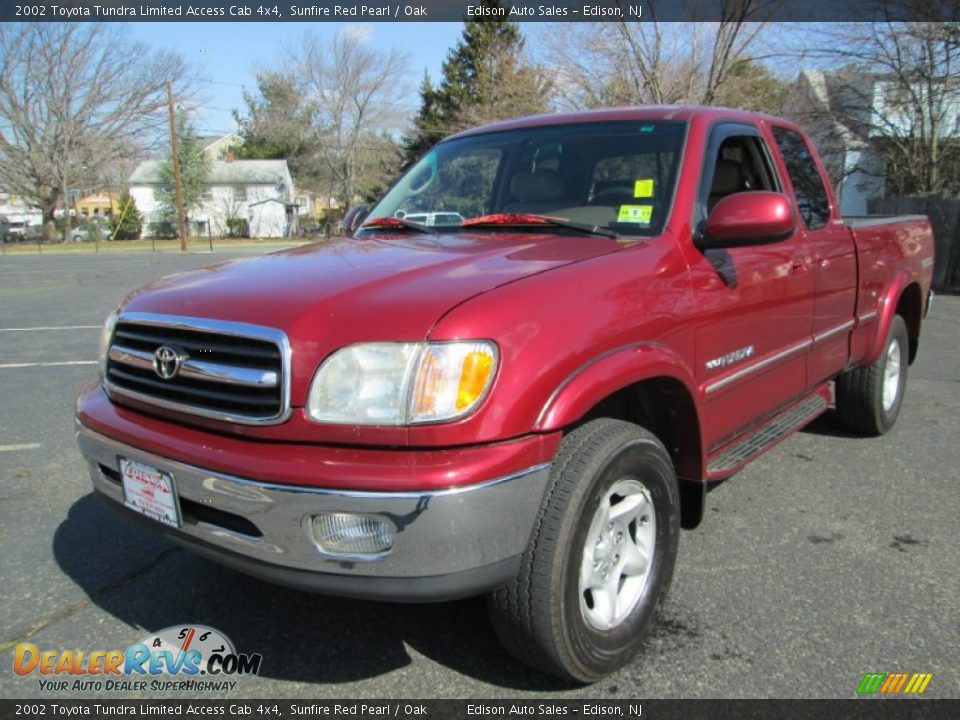 2002 Toyota Tundra Limited Access Cab 4x4 Sunfire Red Pearl / Oak Photo #2