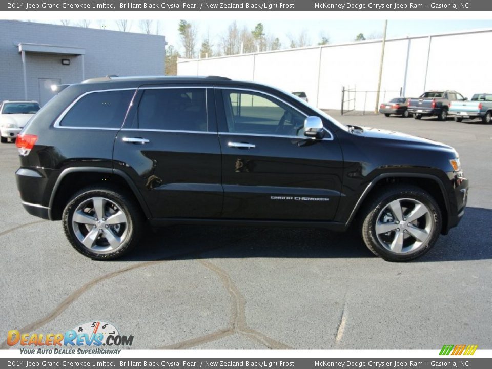 Brilliant Black Crystal Pearl 2014 Jeep Grand Cherokee Limited Photo #6