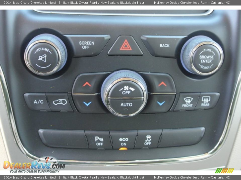 Controls of 2014 Jeep Grand Cherokee Limited Photo #11