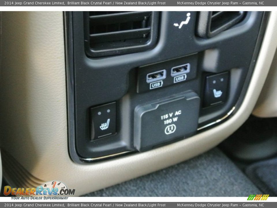 Controls of 2014 Jeep Grand Cherokee Limited Photo #18