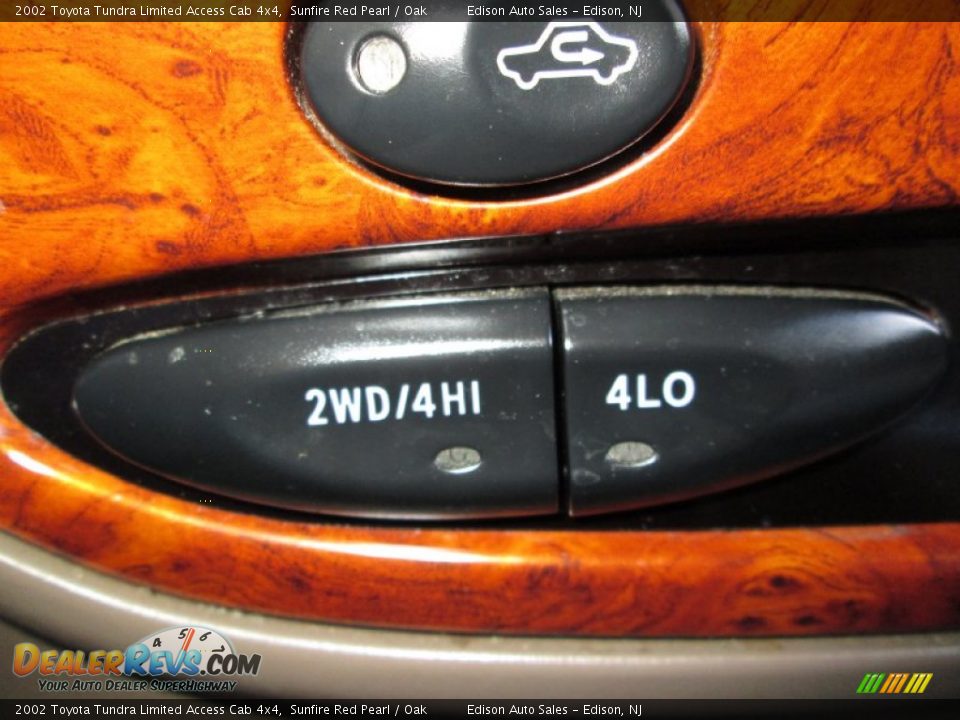 2002 Toyota Tundra Limited Access Cab 4x4 Sunfire Red Pearl / Oak Photo #22