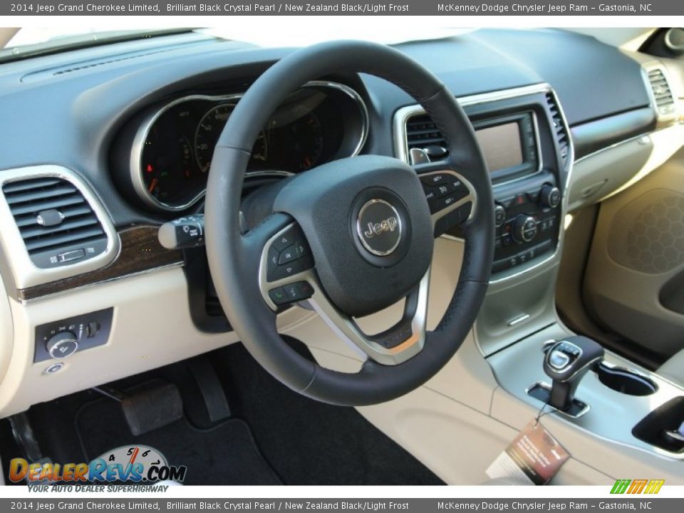 Dashboard of 2014 Jeep Grand Cherokee Limited Photo #24
