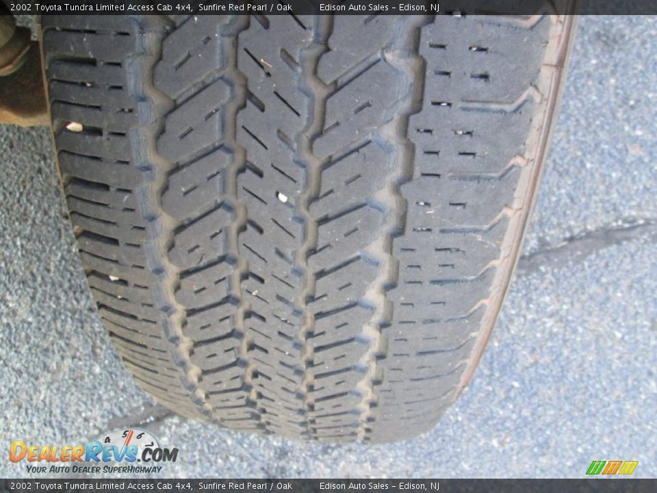 2002 Toyota Tundra Limited Access Cab 4x4 Sunfire Red Pearl / Oak Photo #30