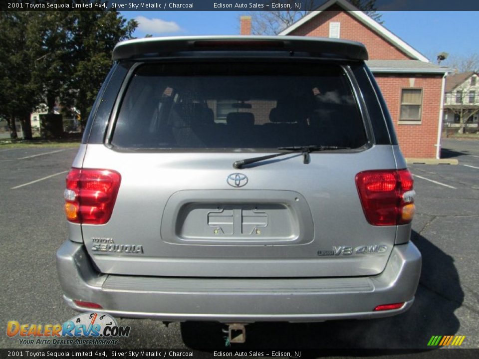 2001 Toyota Sequoia Limited 4x4 Silver Sky Metallic / Charcoal Photo #6