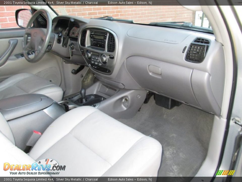 2001 Toyota Sequoia Limited 4x4 Silver Sky Metallic / Charcoal Photo #16