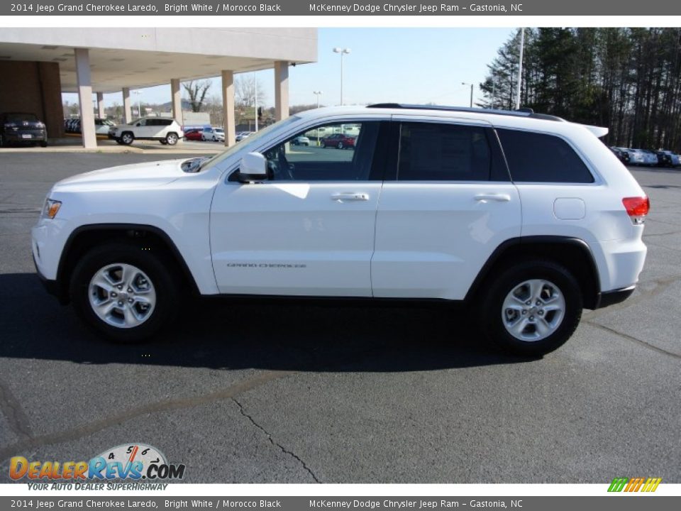 2014 Jeep Grand Cherokee Laredo Bright White / Morocco Black Photo #3
