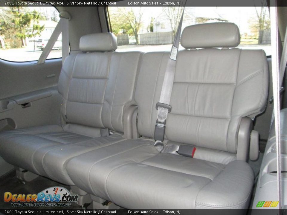 2001 Toyota Sequoia Limited 4x4 Silver Sky Metallic / Charcoal Photo #19
