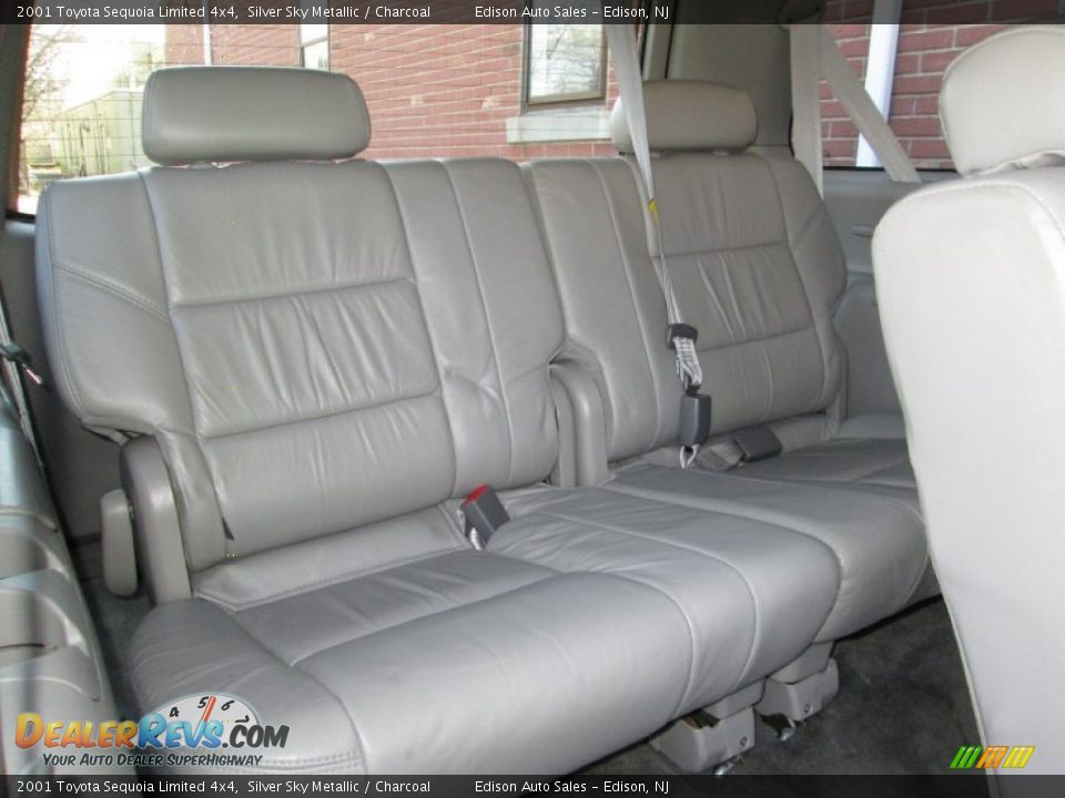 2001 Toyota Sequoia Limited 4x4 Silver Sky Metallic / Charcoal Photo #20