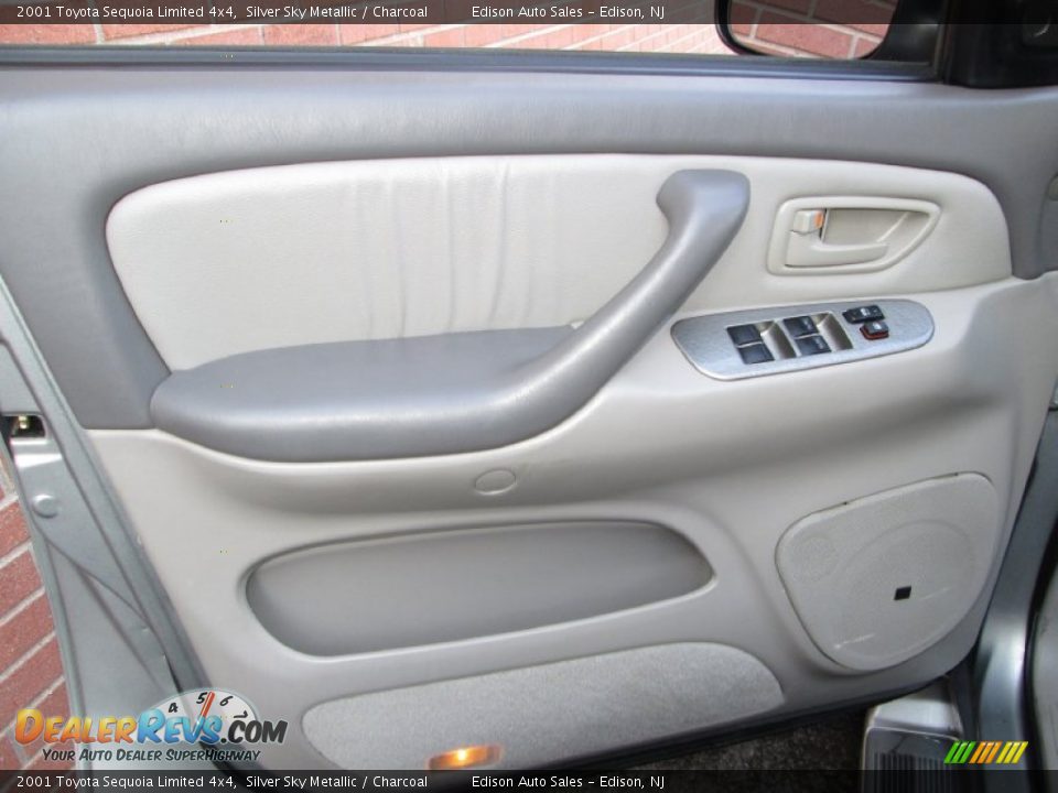 2001 Toyota Sequoia Limited 4x4 Silver Sky Metallic / Charcoal Photo #28