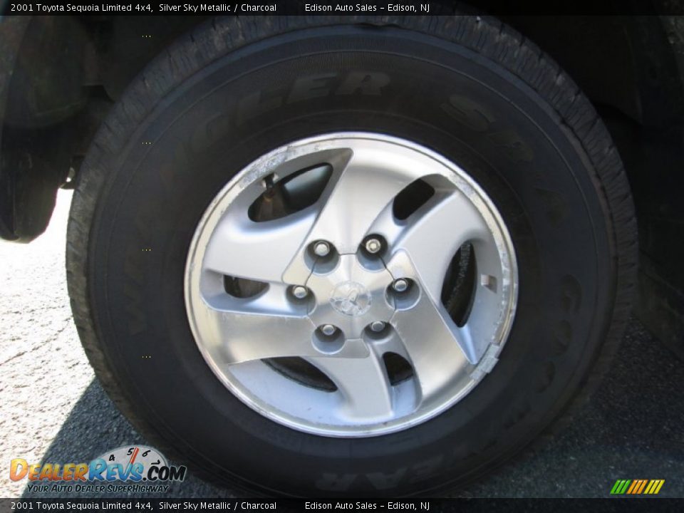 2001 Toyota Sequoia Limited 4x4 Silver Sky Metallic / Charcoal Photo #30