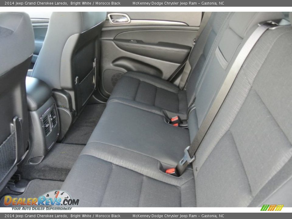 Rear Seat of 2014 Jeep Grand Cherokee Laredo Photo #16