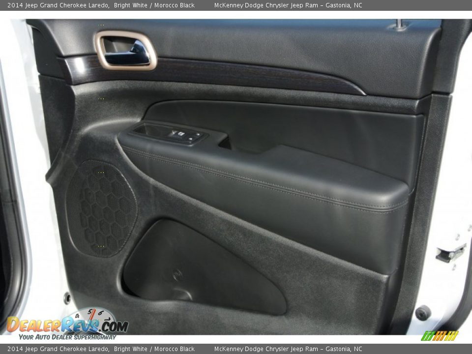 2014 Jeep Grand Cherokee Laredo Bright White / Morocco Black Photo #19