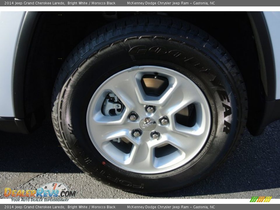2014 Jeep Grand Cherokee Laredo Wheel Photo #20