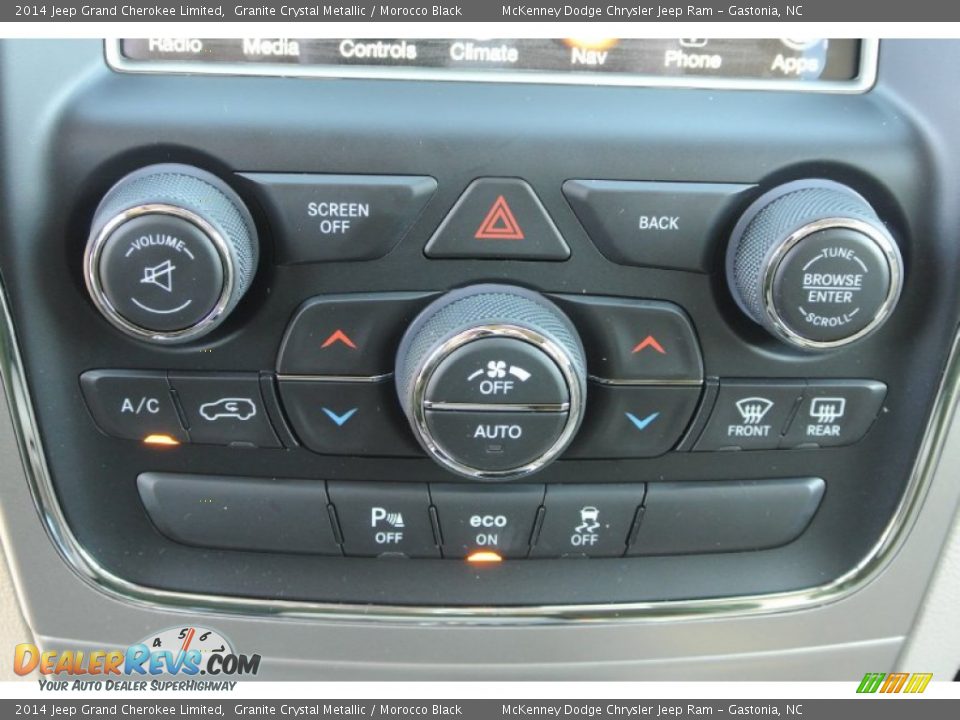 Controls of 2014 Jeep Grand Cherokee Limited Photo #13