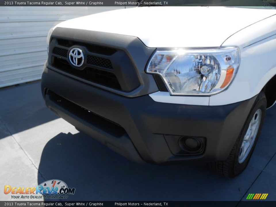 2013 Toyota Tacoma Regular Cab Super White / Graphite Photo #10