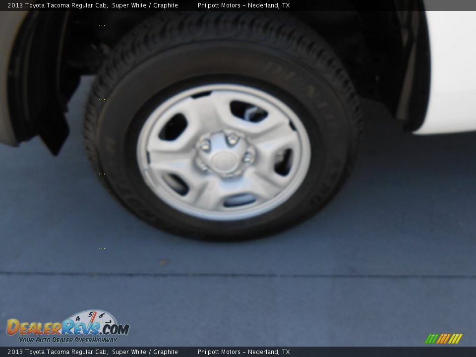 2013 Toyota Tacoma Regular Cab Super White / Graphite Photo #11