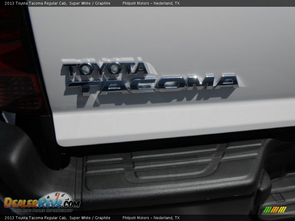 2013 Toyota Tacoma Regular Cab Super White / Graphite Photo #14