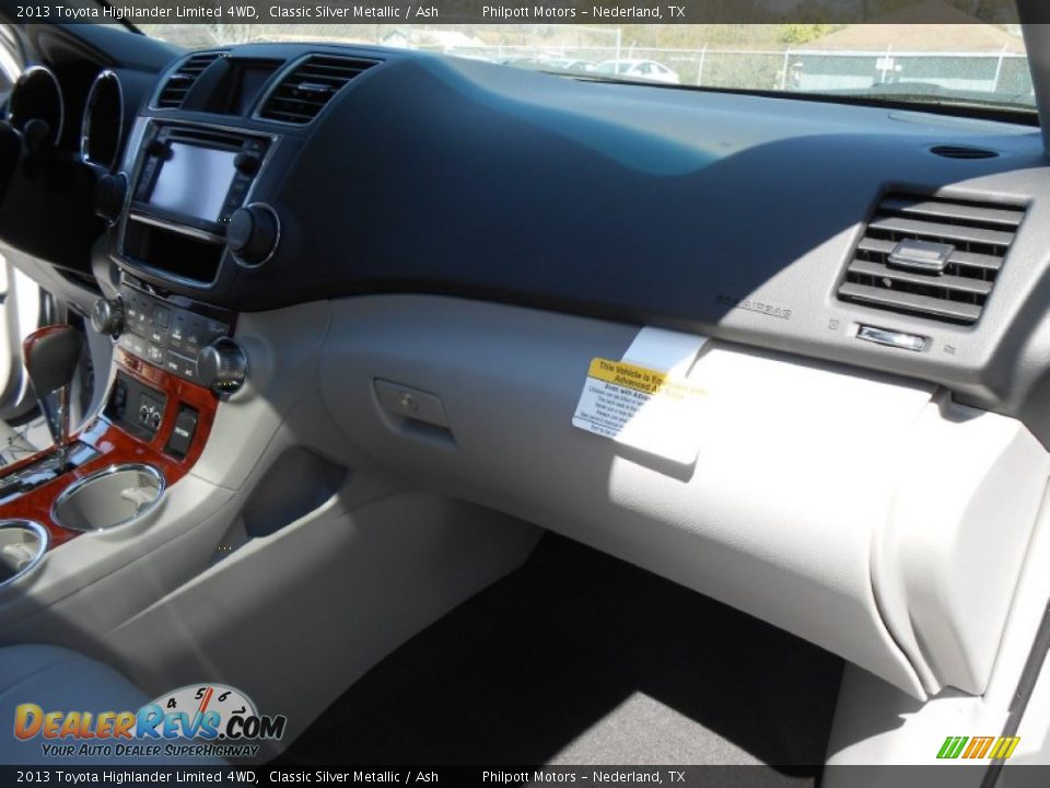 2013 Toyota Highlander Limited 4WD Classic Silver Metallic / Ash Photo #18