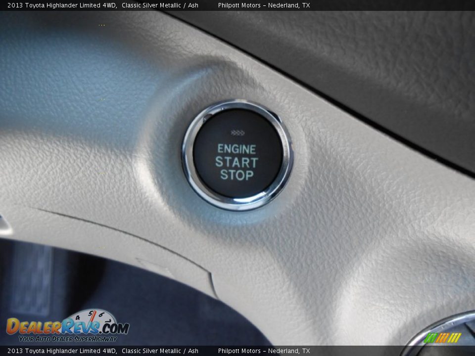 2013 Toyota Highlander Limited 4WD Classic Silver Metallic / Ash Photo #36