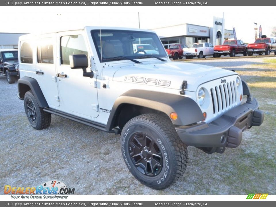 2013 Jeep Wrangler Unlimited Moab Edition 4x4 Bright White / Black/Dark Saddle Photo #5