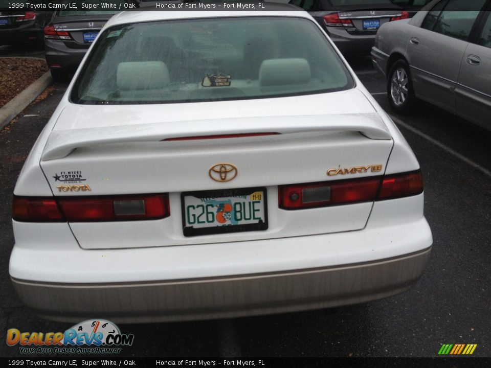 1999 Toyota Camry LE Super White / Oak Photo #4