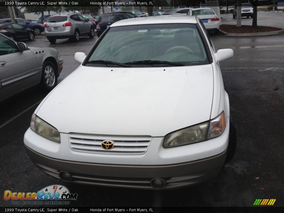 1999 Toyota Camry LE Super White / Oak Photo #7