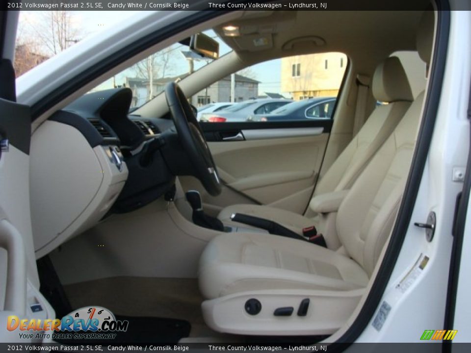 2012 Volkswagen Passat 2.5L SE Candy White / Cornsilk Beige Photo #6